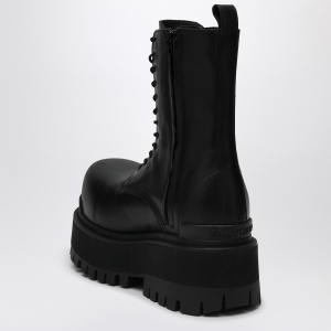 Balenciaga Giant platform boot in black - Img 2
