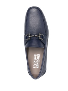 Ferragamo Gancini-buckle loafers - Img 3