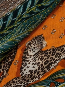 Ferragamo Madras print cashmere stole - Img 4