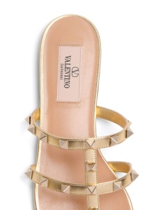 Valentino Garavani Slide Rockstud Sandal In Laminated Nappa - Img 4