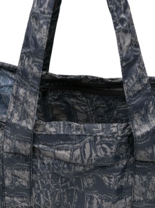 Adidas By Stella McCartney Foldable bag with a slightly shiny crocodile print - Img 4