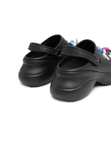 Balenciaga x Crocs Jibbitz mules - Img 2