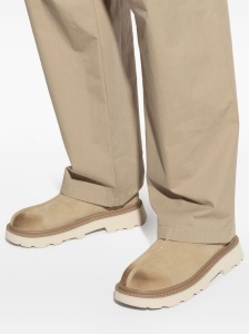 UGG Australia Sandals Beige - Img 2