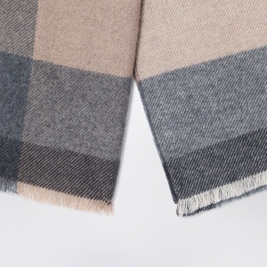 Brunello Cucinelli Colour-block Scarf in Wool and Cashmere - Img 2