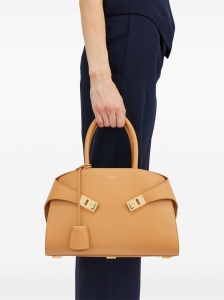 Ferragamo Hug Handbag (L) - Img 4