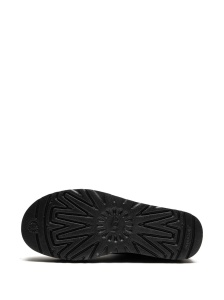 UGG Australia Boots Black - Img 4