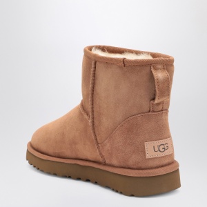 UGG Classic Mini II boots in chestnut - Img 2