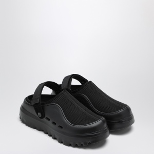 UGG PeakMod sabots in Woodland Black