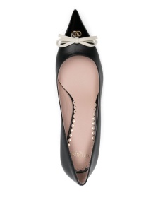 Valentino Garavani Bepointy Patent Leather and Kid Pumps 45mm - Img 3