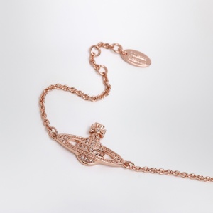 Vivienne Westwood Mini Bas Relief Chain Bracelet in rose gold - Img 2
