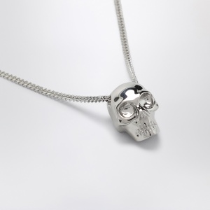Alexander McQueen Skull necklace in palladium - Img 2