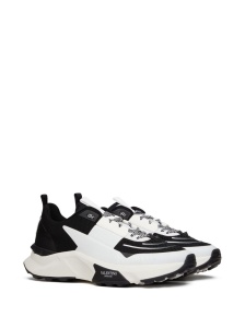Valentino Garavani True Act panelled sneakers - Img 4