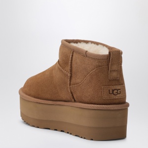 UGG Classic Ultra Mini platform ankle boots in chestnut - Img 2