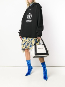 Balenciaga canvas tote with removable pouch - Img 3