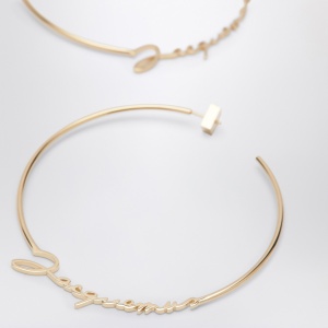 JACQUEMUS Gold hoop earrings with logo - Img 2