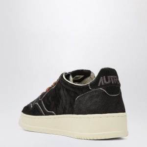 AUTRY Medalist sneakers in Chocolate pony skin - Img 2