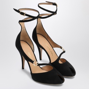 Ferragamo Décolleté with Gancini detail
