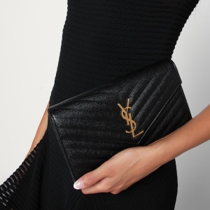 Saint Laurent Black Cassandre chain clutch bag - Img 2