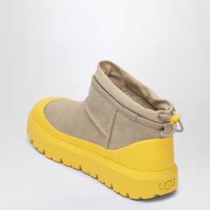 UGG Classic Ultra Mini Weather Hybrid Boots mustard - Img 2