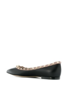 Valentino Garavani Rockstud-embellished ballerina shoes - Img 3