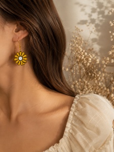 Cercei Floarea-Soarelui – Ușori | Design Floral Galben