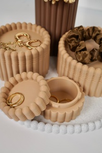 Set organizatoare cu capac pentru bijuterii și accesorii printate 3D – Colecție completă cu tavă decorativă - Img 5