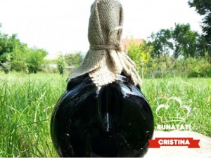 Lichior de cireșe negre amare (500ml)
