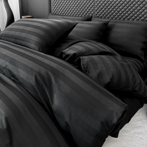 Lenjerie de Pat 100% Bumbac, Damasc Deluxe, 6 Piese, Cearceaf cu Elastic 180x200 cm, Husă Pilotă 200x230 cm, Negru - Img 4