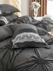 Set lenjerie de pat premium, cu inimioare brodate, 6 piese - Img 6