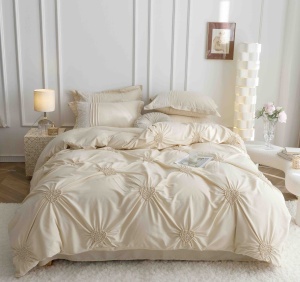 Set lenjerie de pat premium, cu inimioare brodate, 6 piese