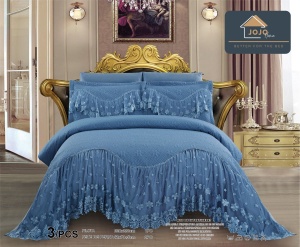 Cuvertură matlasată cu volănașe și broderie, 3 piese