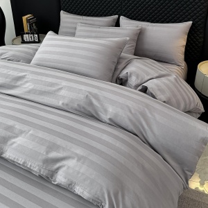 Lenjerie de Pat 100% Bumbac, Damasc Deluxe, 6 Piese, Cearceaf cu Elastic 180x200 cm, Husă Pilotă 200x230 cm, Gri Deschis - Img 3