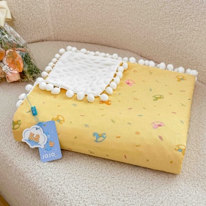 Pătură pentru Bebeluși și Copii cu Ciucurei, 100x150 cm, Față 100% Bumbac, Verso Poliester, in cutie cadou - Img 3