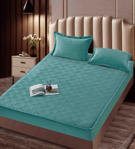 Husa tip topper din catifea 160x200cm + 2 fete de perna