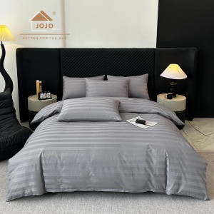 Lenjerie de Pat 100% Bumbac, Damasc Deluxe, 6 Piese, Cearceaf cu Elastic 180x200 cm, Husă Pilotă 200x230 cm, Gri Inchis - Img 2