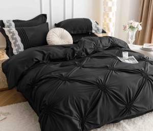 Set lenjerie de pat premium, cu inimioare brodate, 6 piese - Img 6