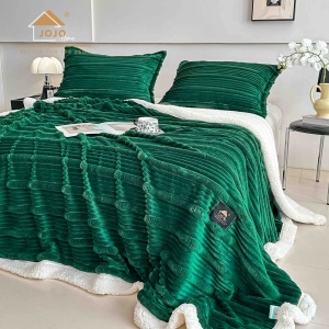 Patura cocolino cu blanita + 2 fete de perna, 200x230cm