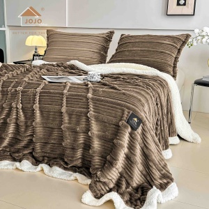 Patura cocolino cu blanita + 2 fete de perna, 200x230cm