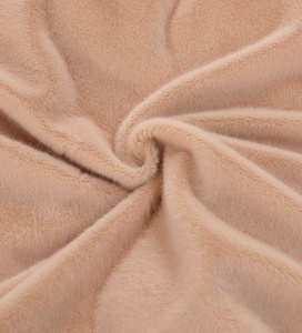 Set lenjerie de pat cocolino cu broderie, blanita artificiala de iepure, 6 piese, cu elastic - Img 4