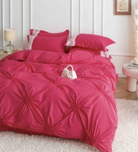 Set lenjerie de pat premium, cu inimioare brodate, 6 piese - Img 3