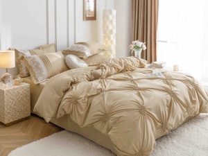 Set lenjerie de pat premium, cu inimioare brodate, 6 piese - Img 6