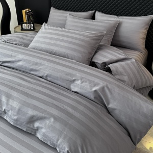 Lenjerie de Pat 100% Bumbac, Damasc Deluxe, 6 Piese, Cearceaf cu Elastic 180x200 cm, Husă Pilotă 200x230 cm, Gri Inchis - Img 3
