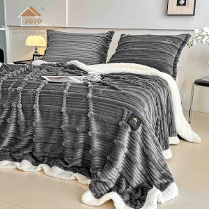 Patura cocolino cu blanita + 2 fete de perna, 200x230cm