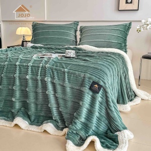 Patura cocolino cu blanita + 2 fete de perna, 200x230cm