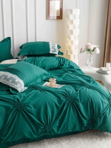 Set lenjerie de pat premium, cu inimioare brodate, 6 piese - Img 6