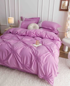 Set lenjerie de pat premium, cu inimioare brodate, 6 piese - Img 3