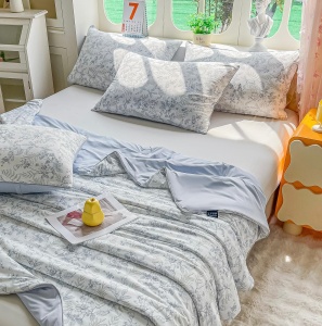 Pilotă de Vară Răcoroasă Premium cu Tehnologie Cooling Touch – 200x230 cm + 2 Fețe de Pernă 50x70 cm - Img 2