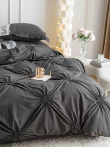 Set lenjerie de pat premium, cu inimioare brodate, 6 piese - Img 5