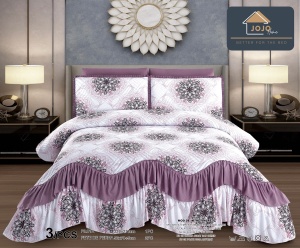 Cuvertura pat dublu matlasata, 3 piese, 220x270cm, cu volanase si imprimeu floral