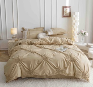 Set lenjerie de pat premium, cu inimioare brodate, 6 piese